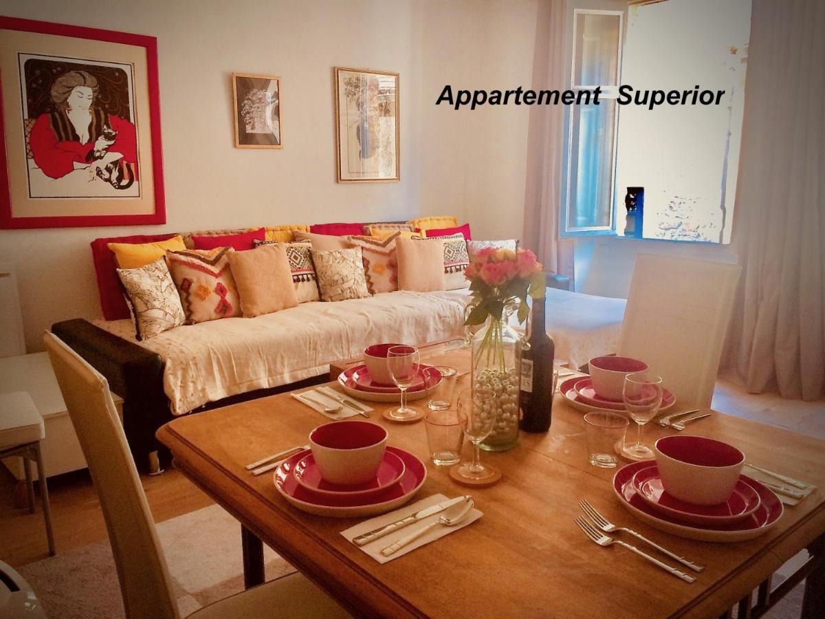 Franreal, 4 Appartements Sarlat-la-Canéda Exteriör bild