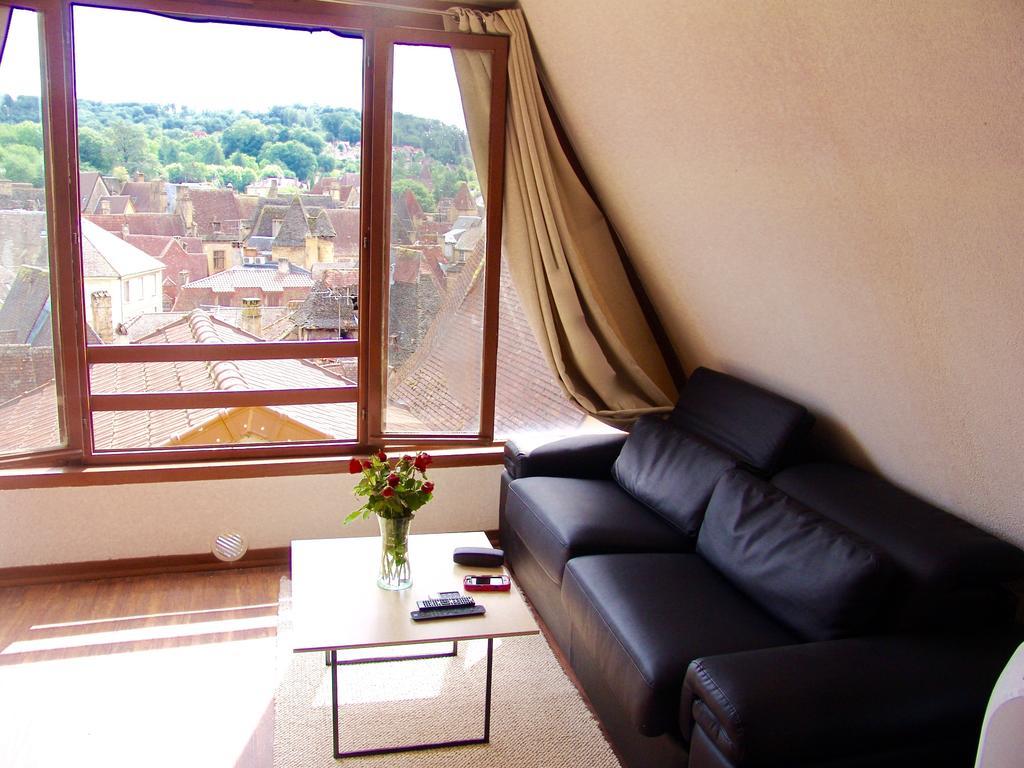 Franreal, 4 Appartements Sarlat-la-Canéda Exteriör bild